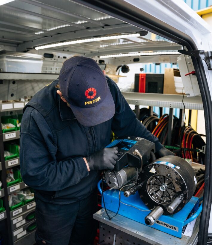 Falkirk Service Centre, Hydraulic Hose Repair Falkirk Pirtek