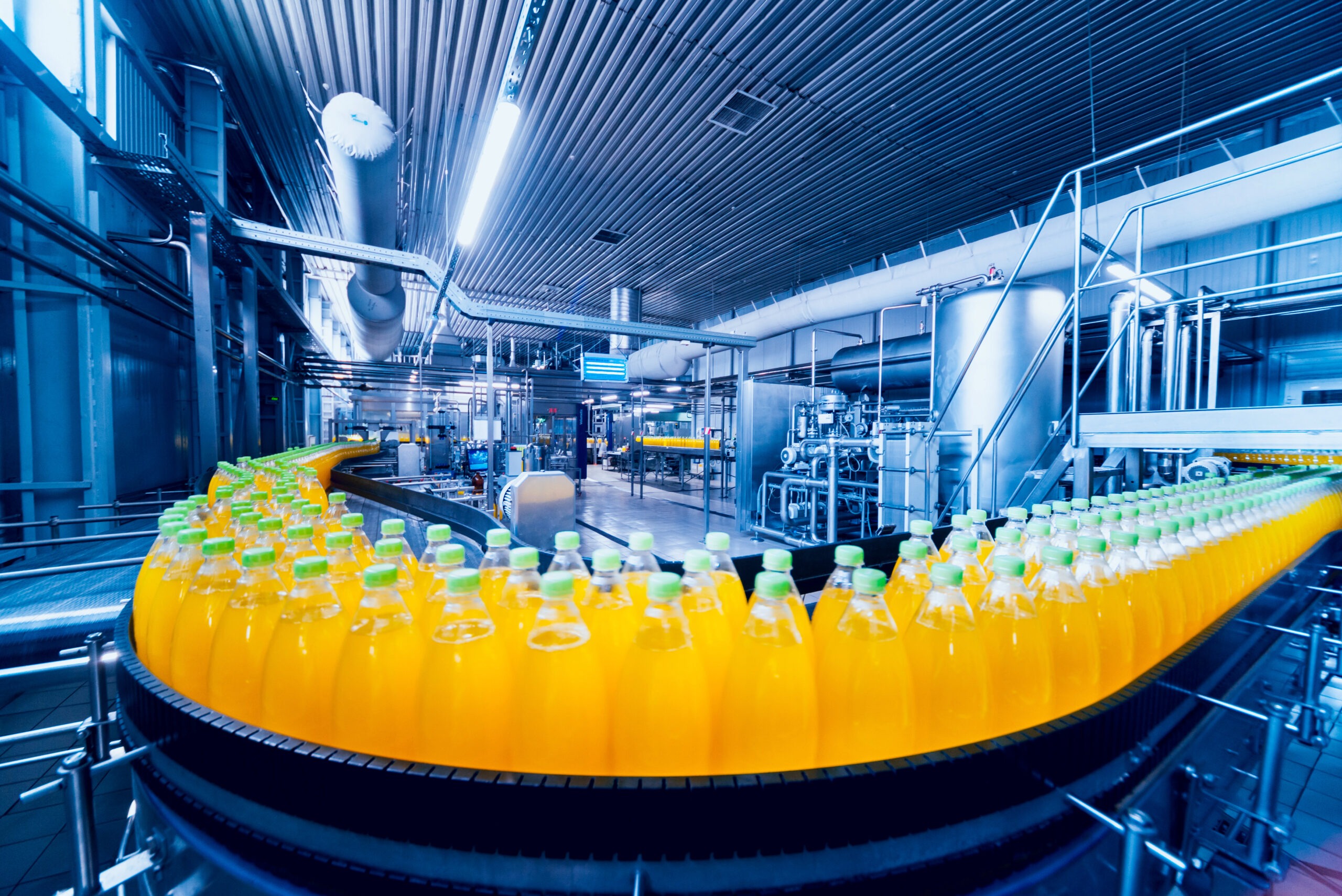 Hydraulics and pneumatics in food and beverage production